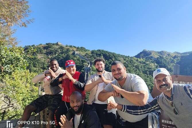 MuBus: Mutianyu Great Wall ENG/ESP/RUS Guided Bus Tour - What happens at Mutianyu: free time, internal shuttles, and practical choices