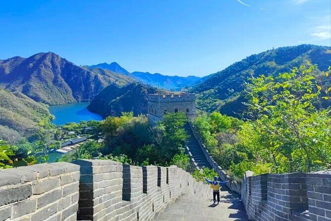 Mutianyu Great-wall and Huanghuacheng Water Great-wall Tour within One Day - Lunch near Mutianyu: trout fish and fewer “hangry” moments