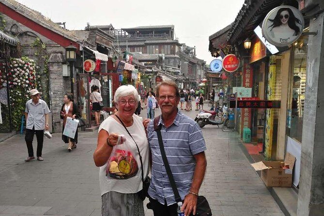 Mutianyu Great Wall & Old Hutong Private Layover Guided Tour - Old Beijing Hutong by rickshaw: a different side of the city