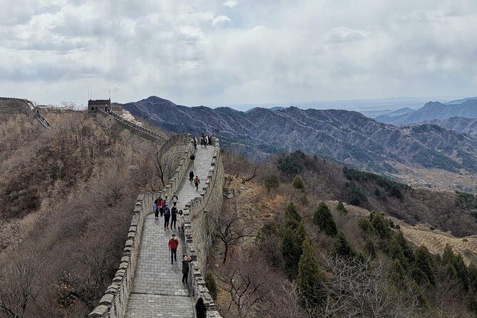 Mutianyu Great Wall Private Trip VIP Fast Track from PEK Airport - Exploring Independently on the Ramparts