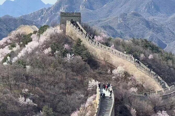Mutianyu Great Wall Small Group Tour from Beijing with Guide - The Great Wall block: how to use your 4 hours well