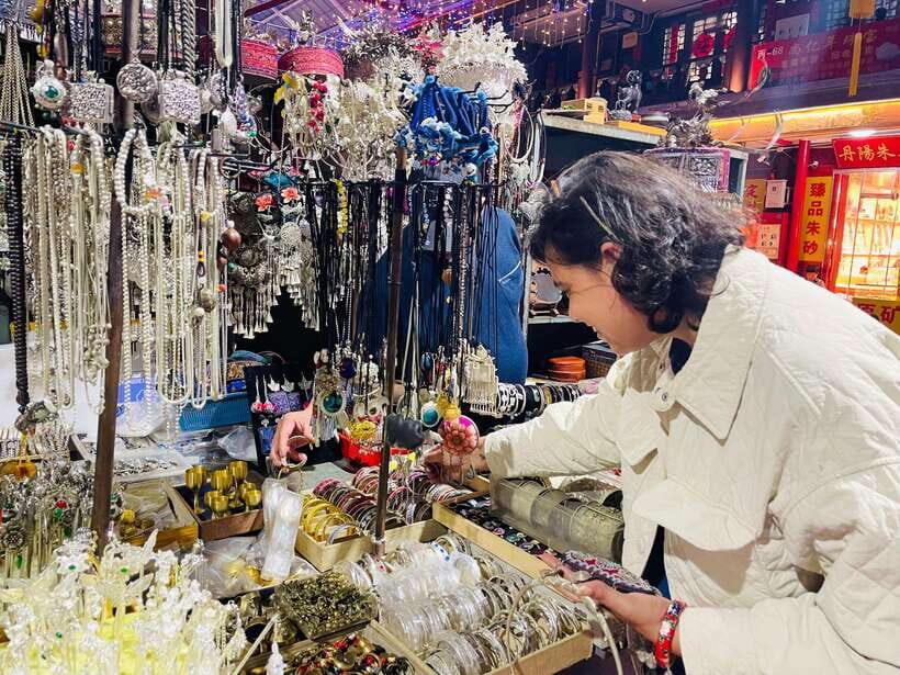 Night Market Haggling Adventure with an English Guide! - Meeting at Panjiayuan Station: Where You Start Matters