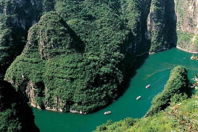 Private Day Tour to Longqing Gorge with Boat Ride and Cable Car from Beijing - Key points before you go