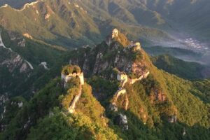 Private Hiking Tour From Jiankou To Mutianyu - Stop 1: Jiankou’s Due North Tower Views and the Niujijiaobian Contrast