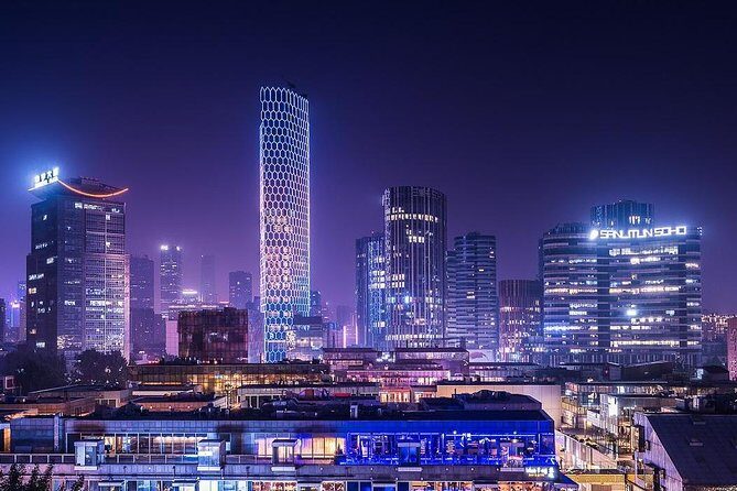 Private Night Sightseeing Tour of Beijing - Food Options: street snacks, bars, and Peking Duck add-ons