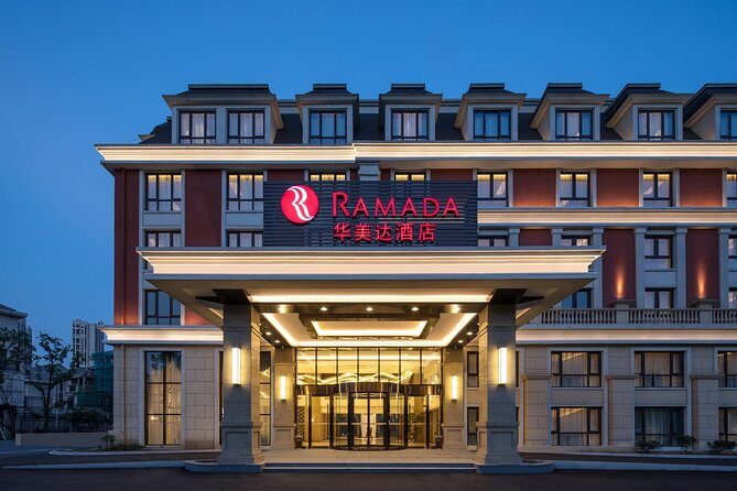 Private Round-Trip Transfer between Airport and Hotel - How Pickup Works: Arrivals Hall Meeting to Hotel Lobby Return