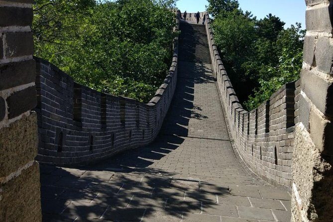 Private Round Trip Transfer Service To Mutianyu Great Wall - Arriving at Mutianyu: Ticket Help and the Freedom of Going Self-Guided