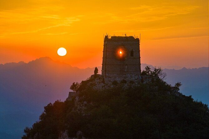 Private Sunset&Night Tour: Simatai Great Wall & Gubei Water Town - The 12:30 pickup that sets up a stress-free northbound day