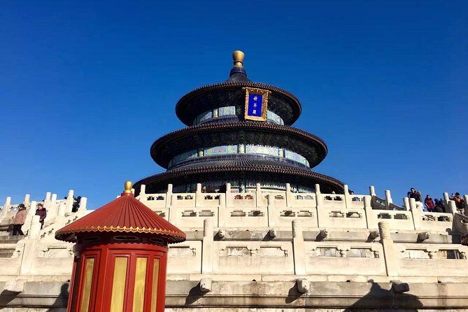 Private Tour: Temple of Heaven with Roast Duck and Acrobatic show - What to watch for: shopping stops and drop-off clarity