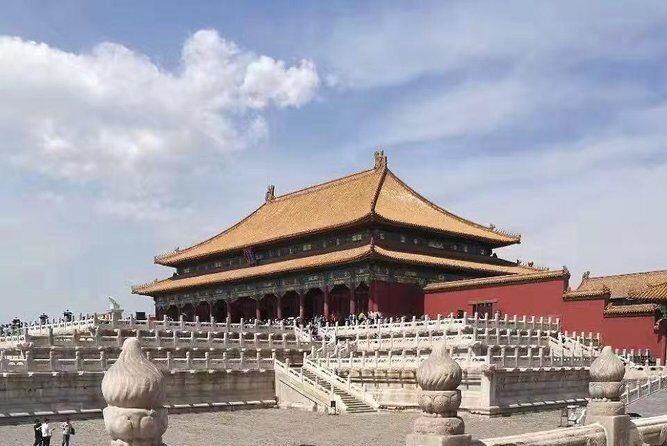 Private Tour to Mutianyu Great Wall, Tiananmen Square and Forbidden City - Lunch, water, and the comfort factors that make the day work