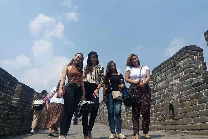 Private Tour to Mutianyu Great Wall, Tiananmen Square and Forbidden City - Tiananmen Square: a short visit that sets the tone