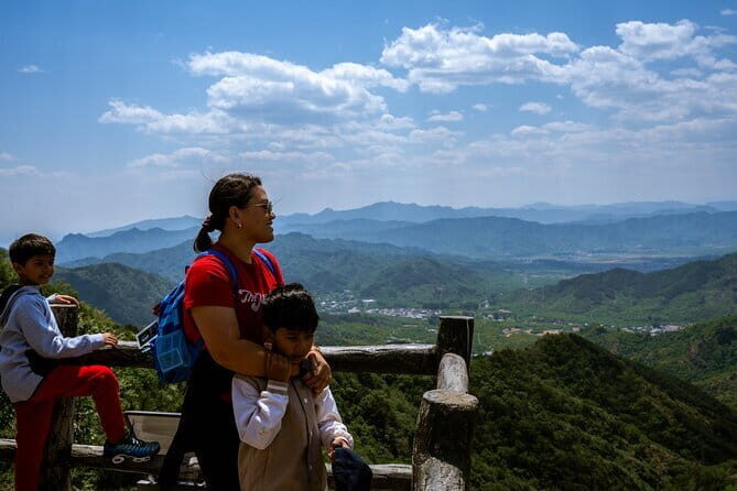Private Tour to Mutianyu or Jinshanling Great Wall with Options - How the day actually feels: timing, pacing, and guide attention