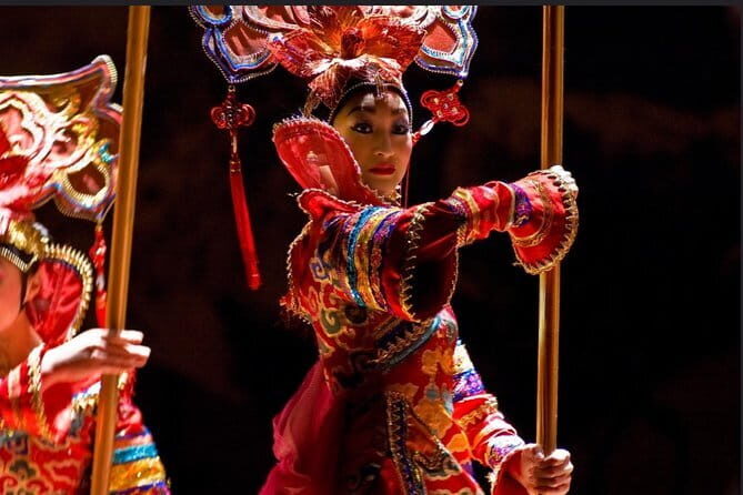 Red Theater Beijing Acrobatic Show Tickets Discount - Entering Red Theatre on time: ticket pickup and the early-arrival rule
