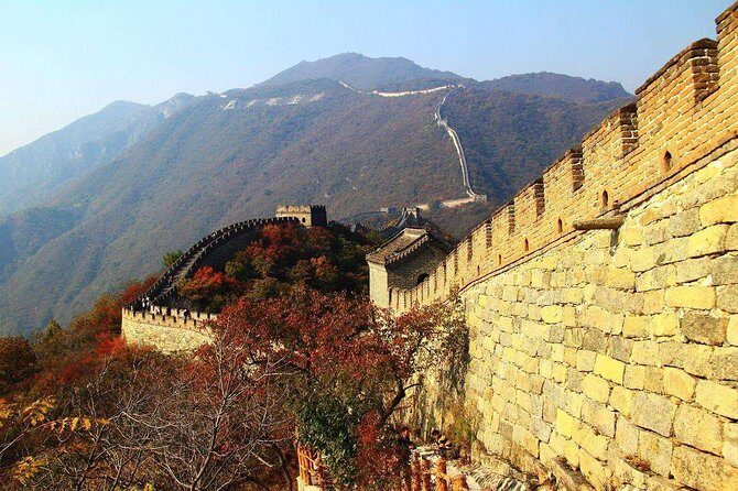 Round-Trip Private Transfer from Your hotel in Beijing to Great wall at Mutianyu - The drive to Mutianyu: comfortable, direct, and timed for daylight