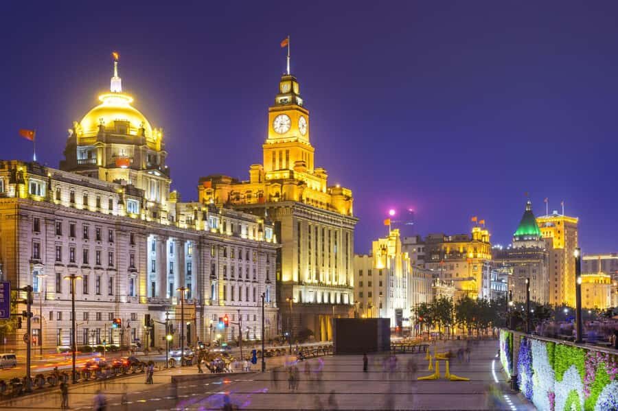 Shanghai：Old Town, Yu Garden, Zhujiajiao Water Town Bus Tour - Bund at Night: Skyline Photos Without the Planning Headache