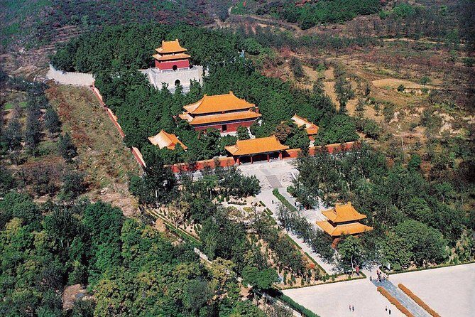 Small Group Mutianyu Great Wall and Ming Tombs Tour with Cable Car and Lunch - A One-Day Great Wall and Ming Tombs Plan That Feels Manageable
