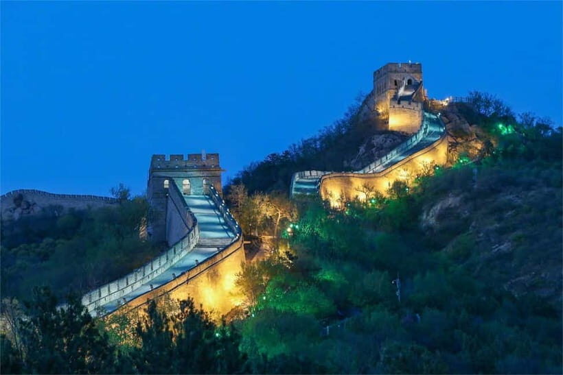 Twilight Glow at Badaling Great Wall Evening Bus Tour+Ticket - What you’ll see at night: the light show and cultural performances