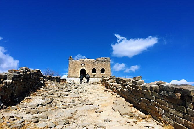 VIP Hiking Adventure Tour for Jiankou Great Wall - Photos, guide help, and resting without losing the day