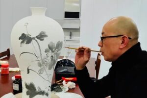 Water Color Class in Beijing - Painting on a Traditional Fan: Techniques You’ll Use (Even as a Beginner)