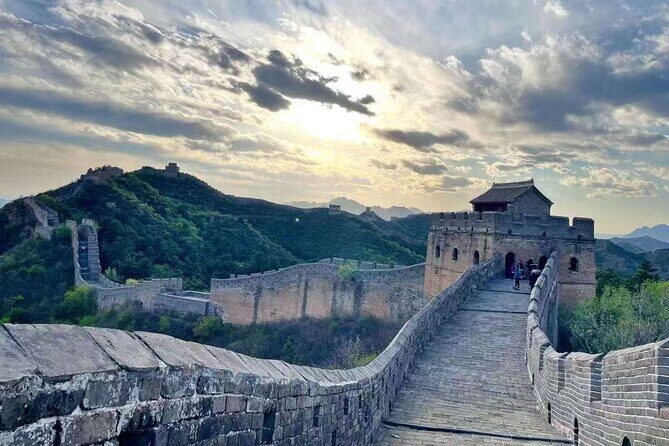 ZANBUS: Trip to the Jinshanling Great Wall Departing at 7:30 AM - Logistics After the Hike: Where You Land in Beijing